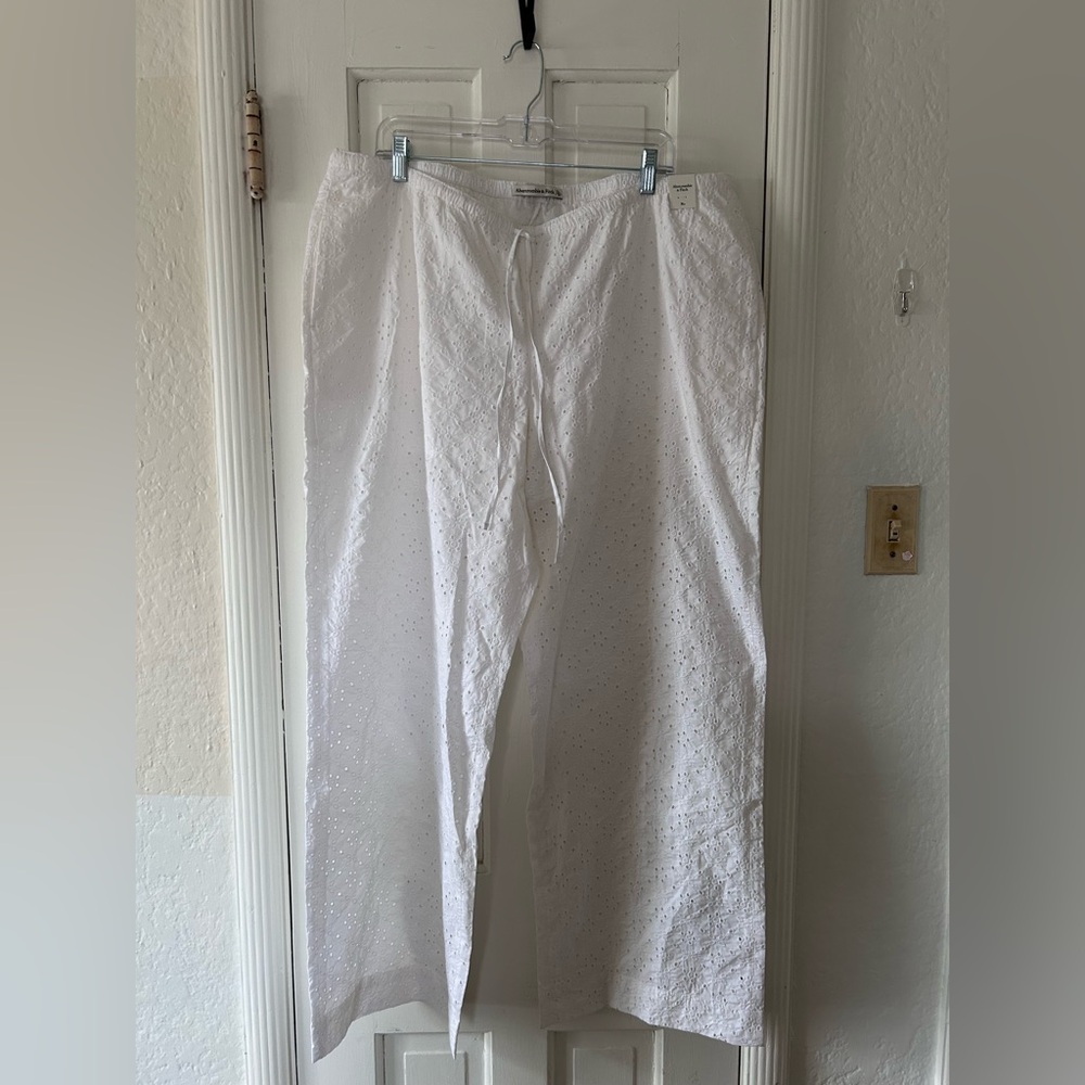NWT Abercrombie & Fitch Linen Eyelet Pants in White size XL Long